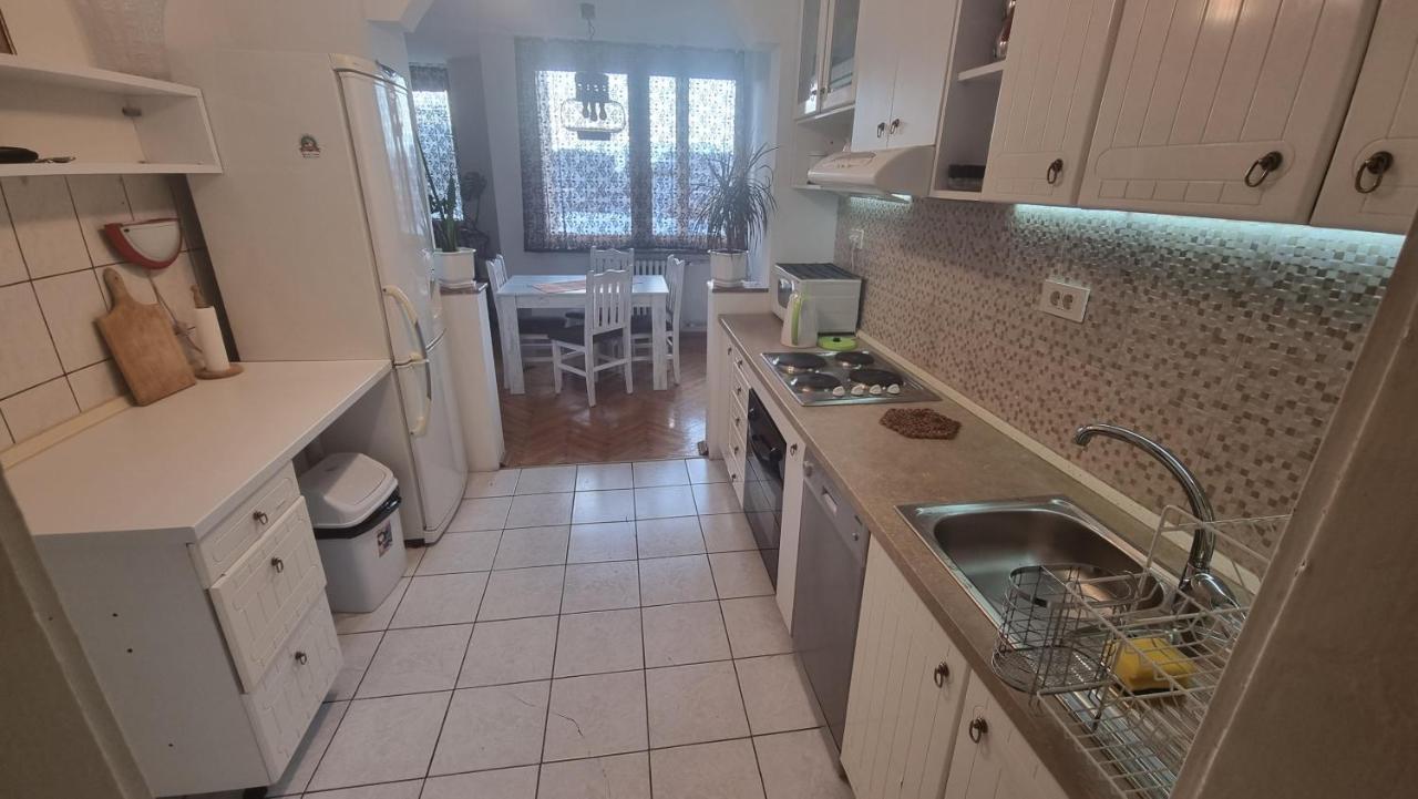 Risto Apartment 斯科普里 外观 照片