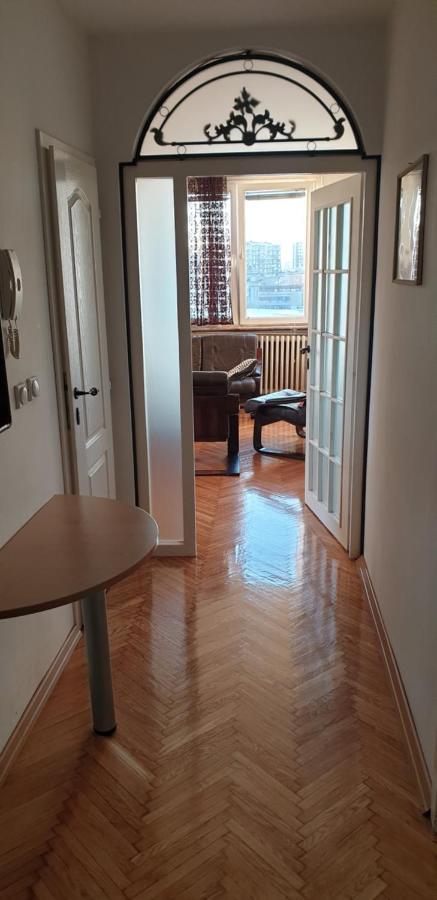 Risto Apartment 斯科普里 外观 照片